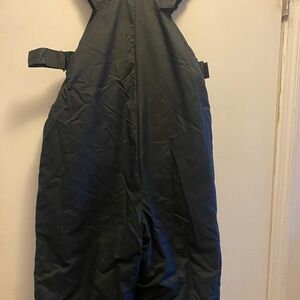 Selling three snow suits great for skiing! Great condition!